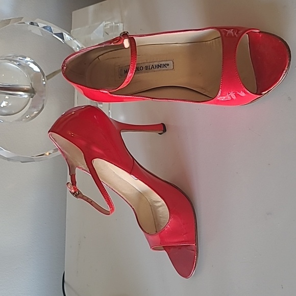 MANOLO BLAHNIK Red Heels - Picture 3 of 13
